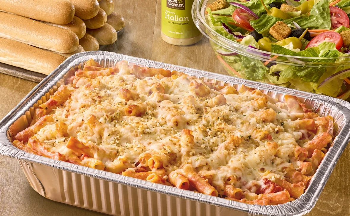 Family-Style Five Cheese Ziti al Forno Bundle